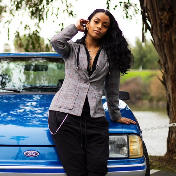 Unique Hoodie Blazer - Picture 4 of 4